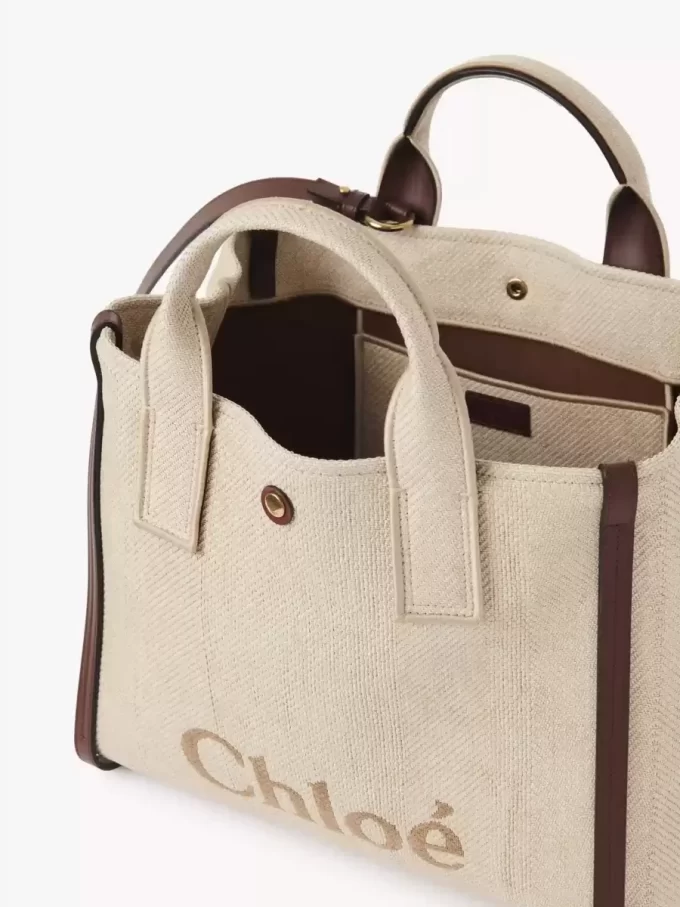 Chloé Carry-väska i fiber med raffiaeffekt Chloé Carry-väska i fiber med raffiaeffekt