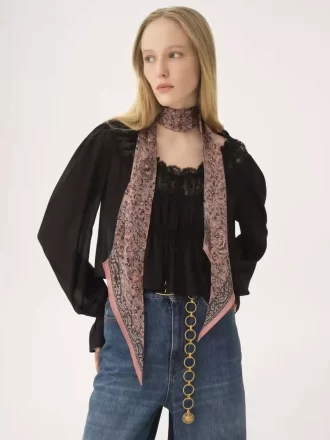 Chloé Paisley bandeau halsduk i siden charmeuse Chloé Paisley bandeau halsduk i siden charmeuse