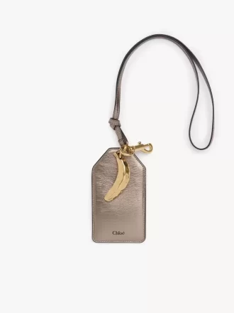 Chloé Symbols bananetikett i metalliserat läder Chloé Symbols bananetikett i metalliserat läder