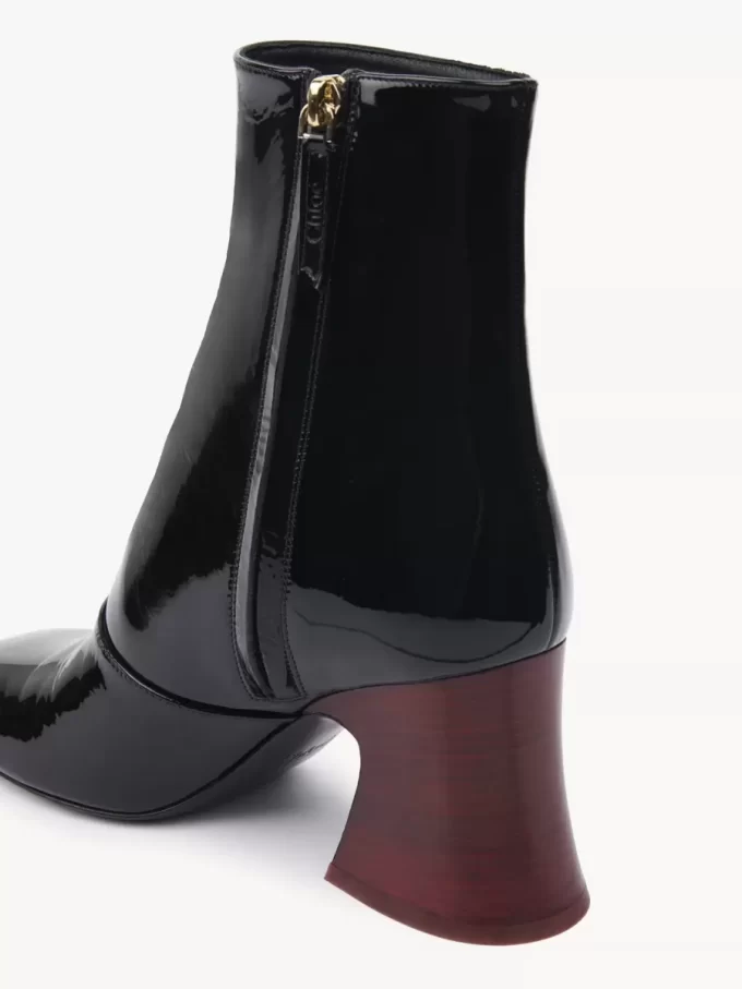 Janis klackade ankelboots Janis klackade ankelboots