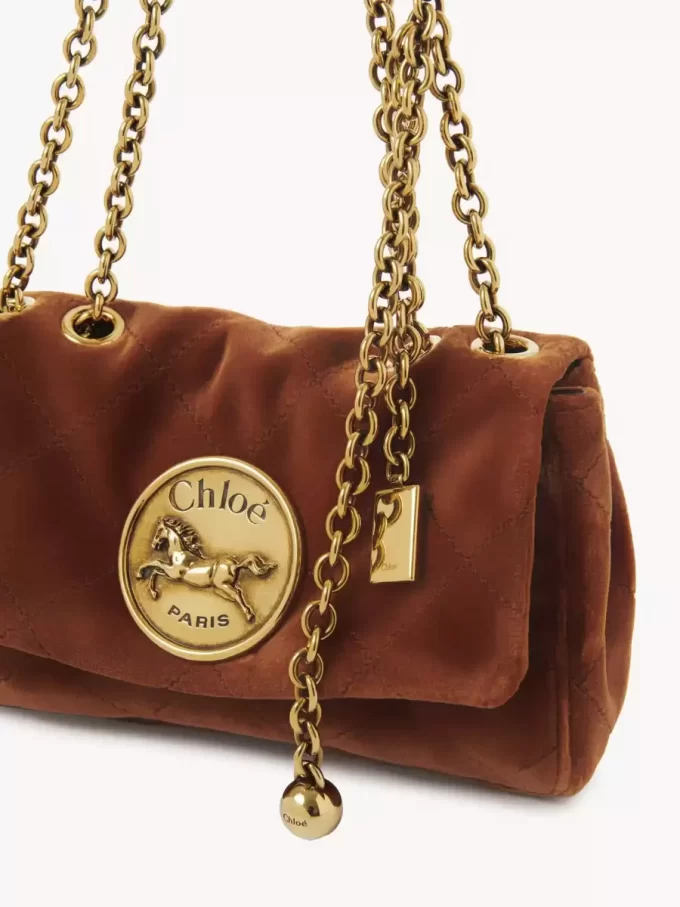 Liten Chloé Heritage axelväska i sammet Liten Chloé Heritage axelväska i sammet