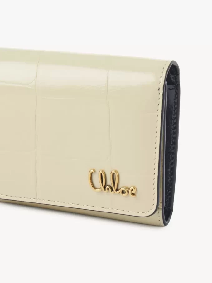 Liten Chloé Iconic trefaldig väska i läder med krokodileffekt Liten Chloé Iconic trefaldig väska i läder med krokodileffekt