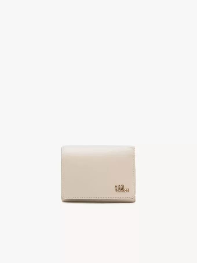 Liten Chloé Iconic trefaldig väska med myntficka i glansigt läder Liten Chloé Iconic trefaldig väska med myntficka i glansigt läder