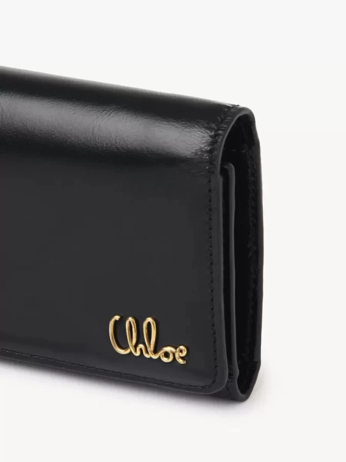 Liten Chloé Iconic trefaldig väska med myntficka i glansigt läder Liten Chloé Iconic trefaldig väska med myntficka i glansigt läder