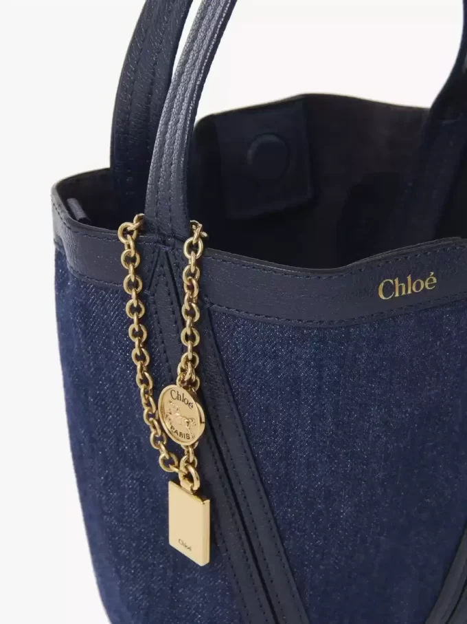 Liten Chloé Spin tote-väska i denim Liten Chloé Spin tote-väska i denim