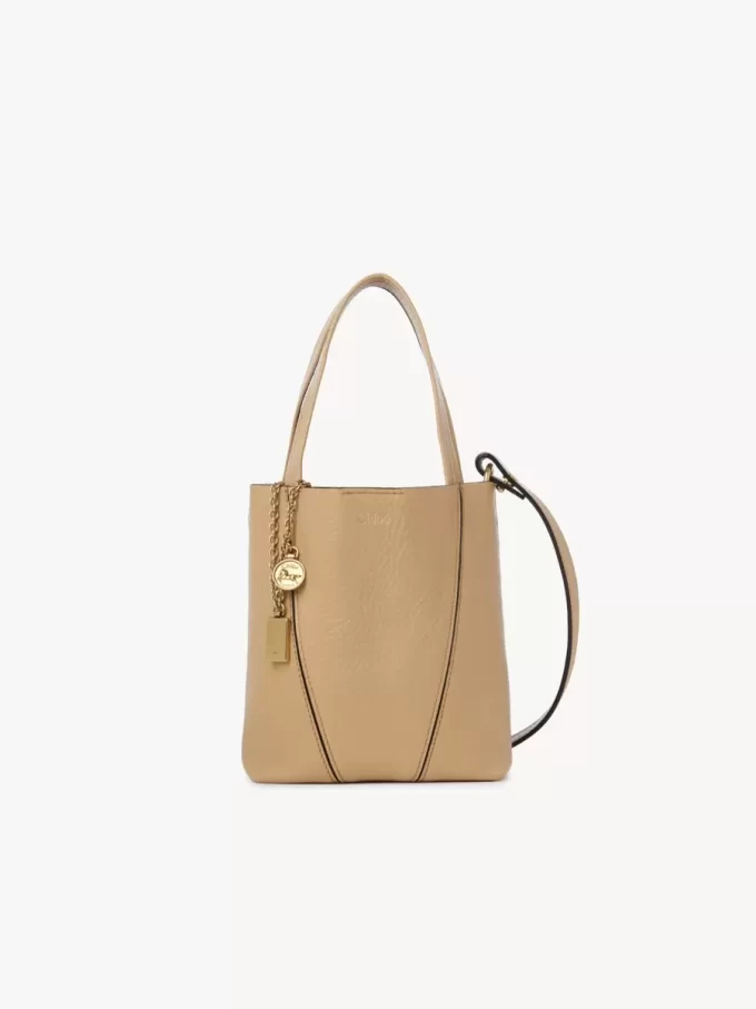 Liten Chloé Spin-väska i narvat läder Liten Chloé Spin-väska i narvat läder
