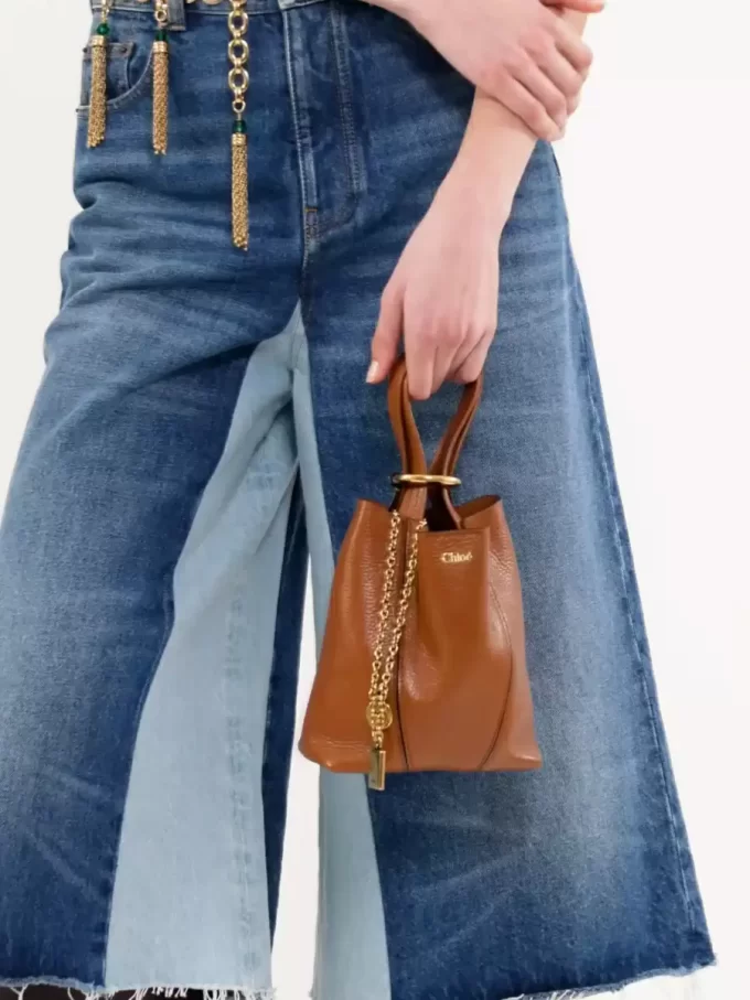 Liten Chloé Spin-väska i narvat läder Liten Chloé Spin-väska i narvat läder
