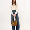 Liten Marcie hobo-väska i mocka Liten Marcie hobo-väska i mocka