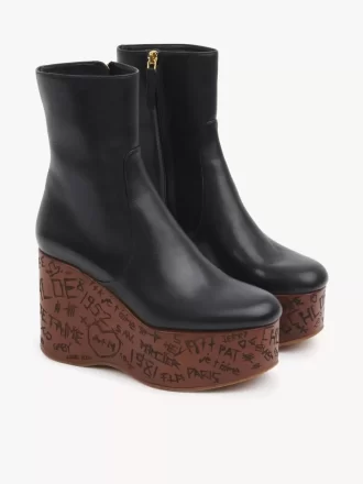 Maxime kilboots med ankelrem Maxime kilboots med ankelrem