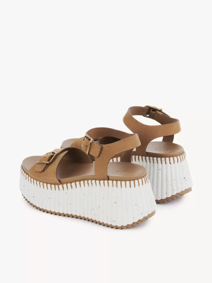 Nama kilklackade sandaler Nama kilklackade sandaler