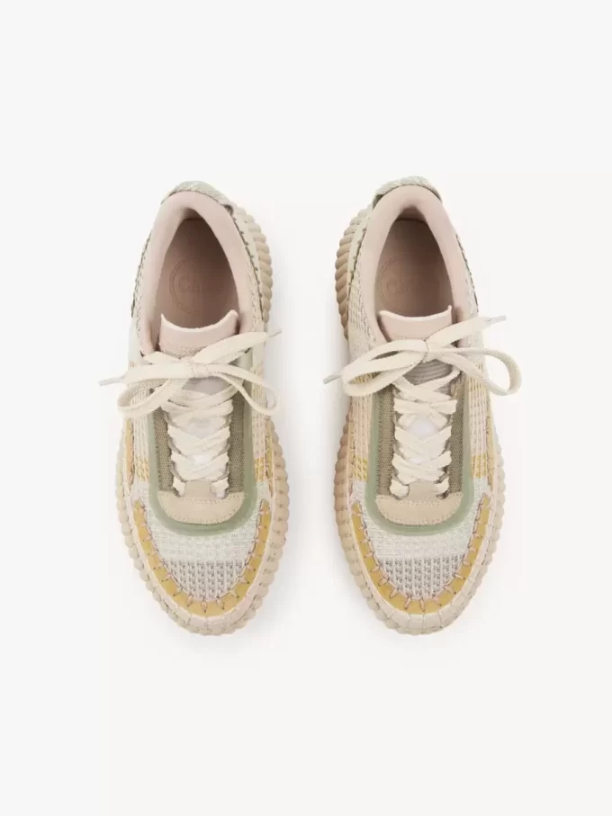 Nama-sneaker Nama-sneaker