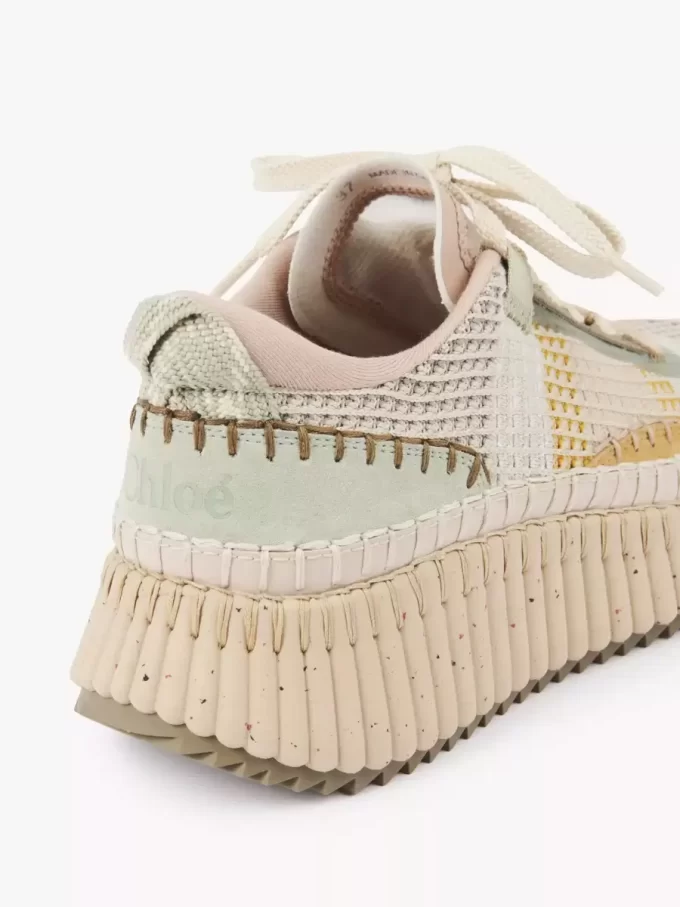 Nama-sneaker Nama-sneaker