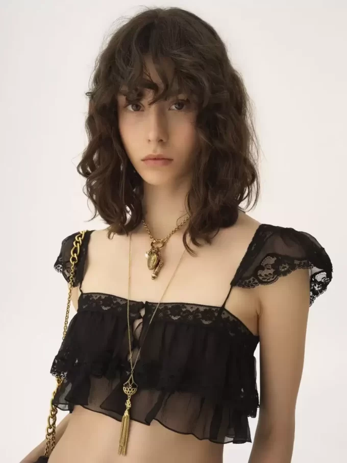 Volangbralette i sidenmousseline och spets Volangbralette i sidenmousseline och spets